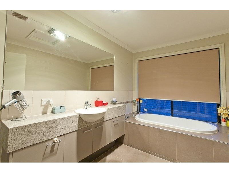 17 Viewpoint Place, Berwick VIC 3806