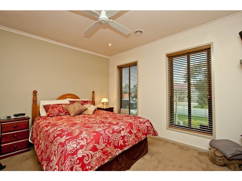 13 Bohemia Crescent, Pakenham VIC 3810
