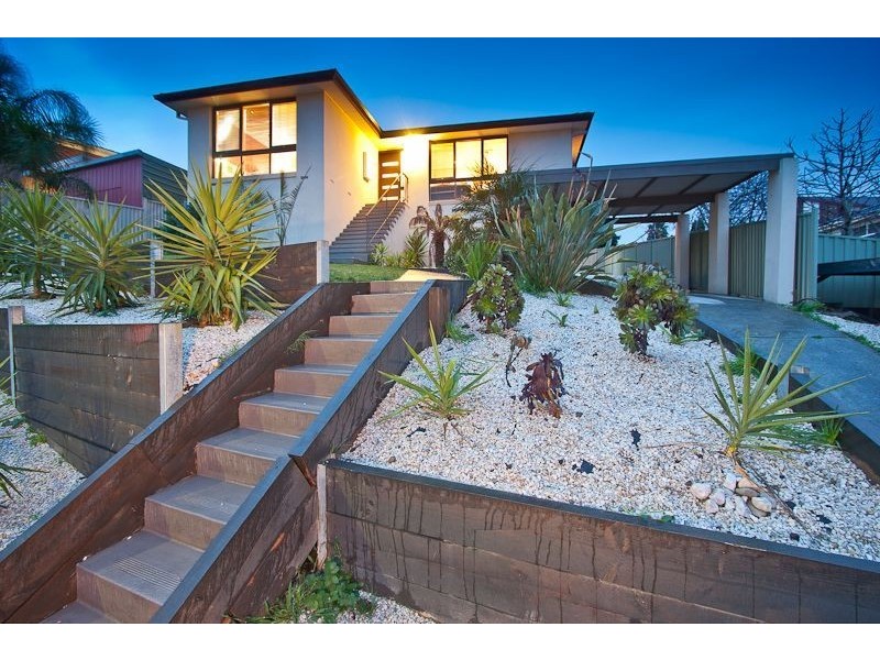 2 Oxley Way, Endeavour Hills VIC 3802