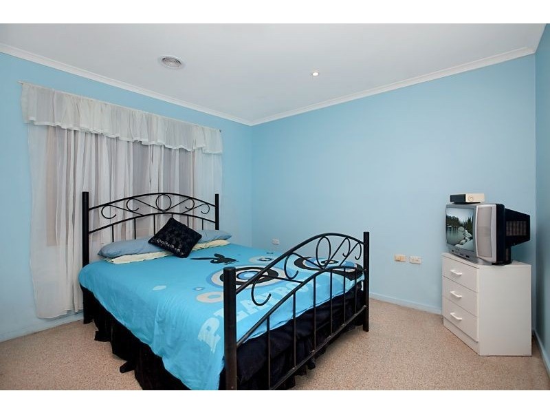 2 Devlin Court, Parafield Gardens SA 5107