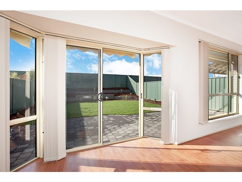 12 Lorentz Court, Mawson Lakes SA 5095