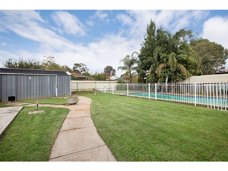 6 Wilfred Avenue, Salisbury SA 5108