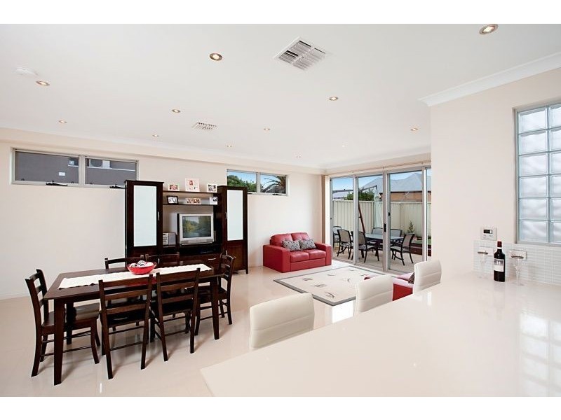 27 Kiln Drive, Brompton SA 5007