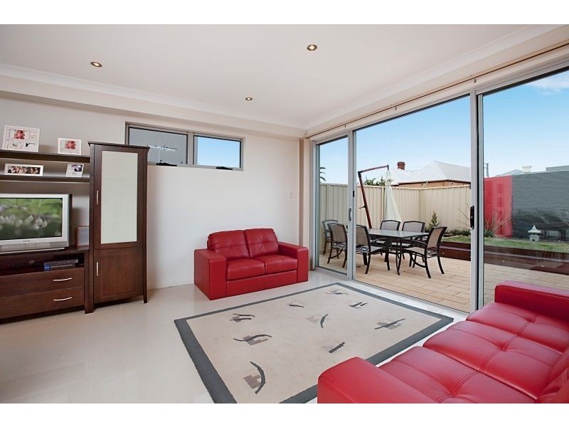 27 Kiln Drive, Brompton SA 5007