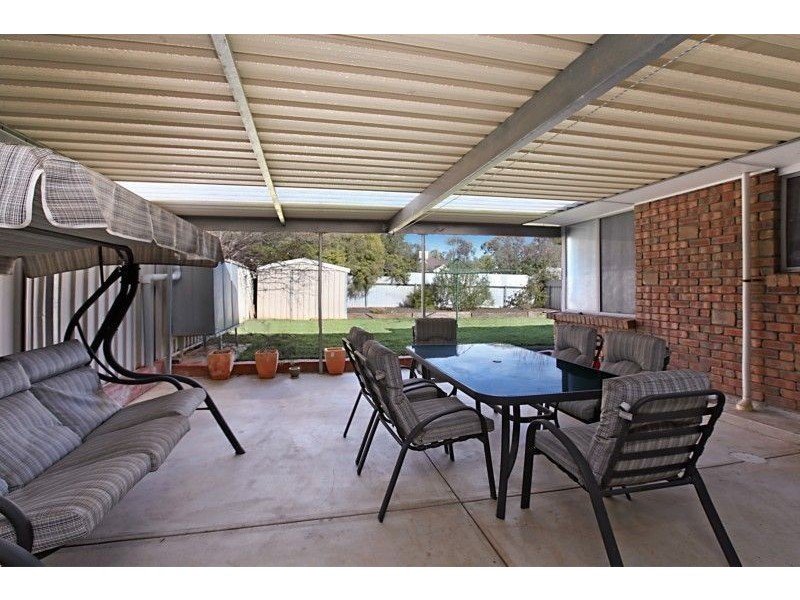 24 Chelmsford Avenue, Salisbury Heights SA 5109