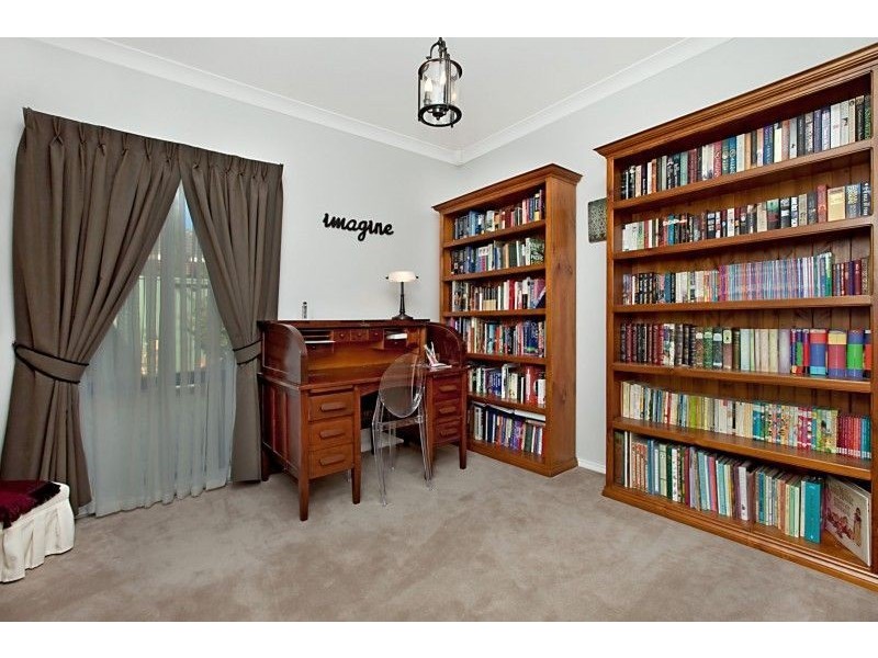 45 Mallard Crescent, Mawson Lakes SA 5095