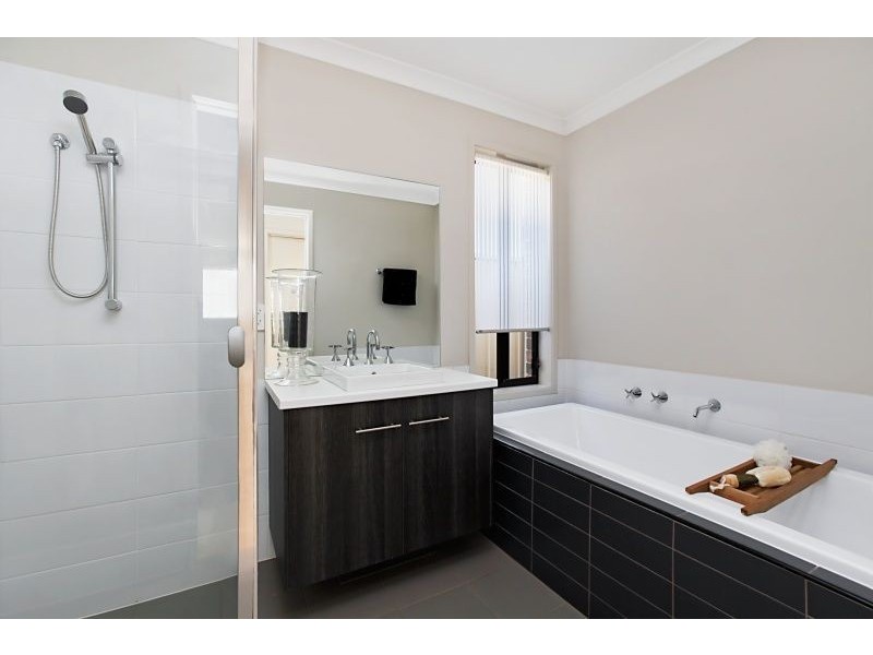 25 Kinross Avenue, Burton SA 5110