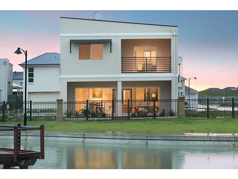 33 Santorini Walk, Mawson Lakes SA 5095