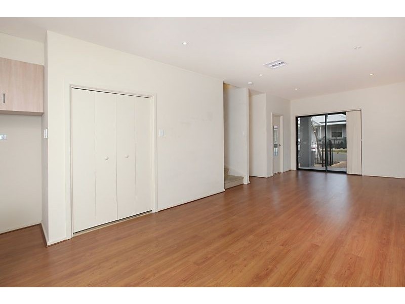 1/8-11 Silverbirch Place, Mawson Lakes SA 5095