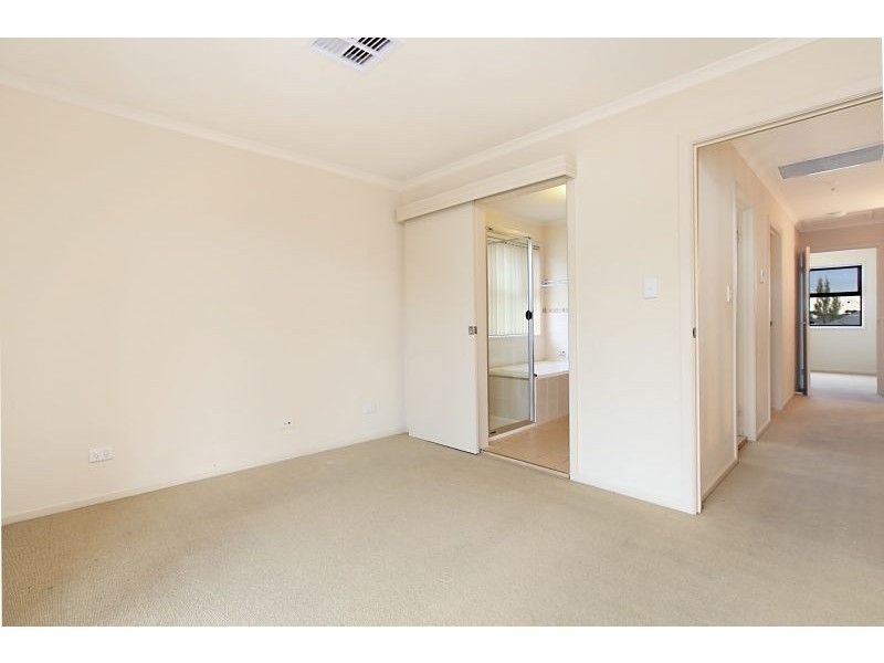 1/8-11 Silverbirch Place, Mawson Lakes SA 5095