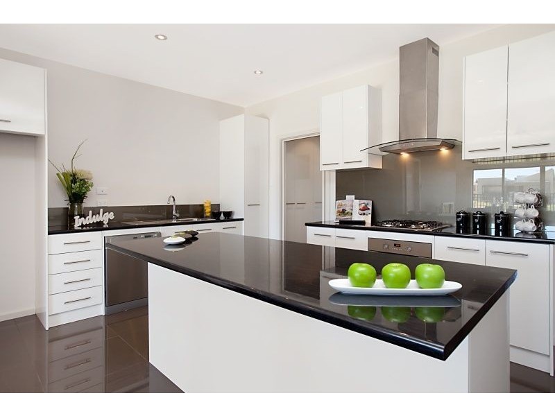 11 Palani Court, Mawson Lakes SA 5095