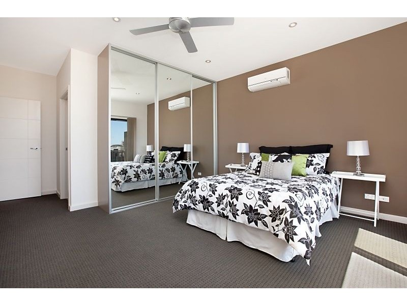 11 Palani Court, Mawson Lakes SA 5095