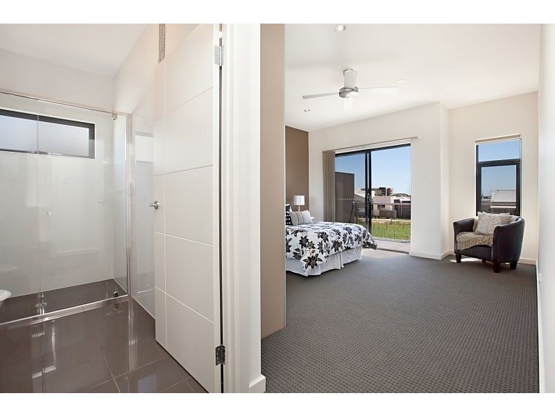 11 Palani Court, Mawson Lakes SA 5095