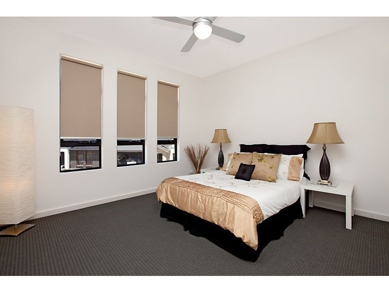 11 Palani Court, Mawson Lakes SA 5095