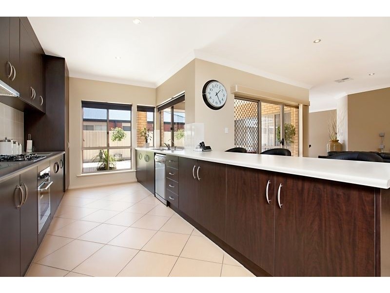 36 Waterside Drive, Burton SA 5110