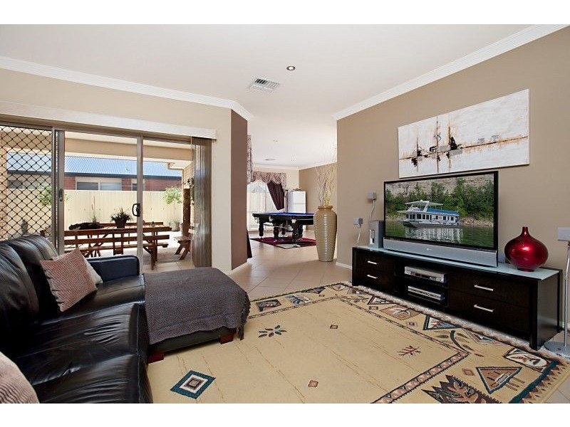 36 Waterside Drive, Burton SA 5110