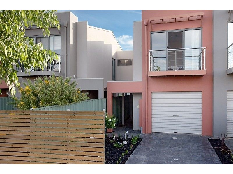 4/11-13 Prion Circuit, Mawson Lakes SA 5095
