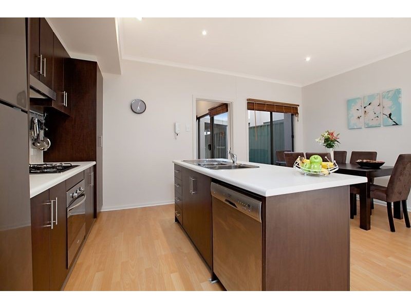 4/11-13 Prion Circuit, Mawson Lakes SA 5095