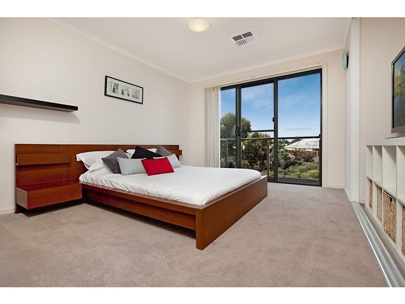 4/11-13 Prion Circuit, Mawson Lakes SA 5095