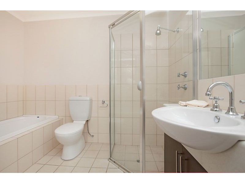 4/11-13 Prion Circuit, Mawson Lakes SA 5095