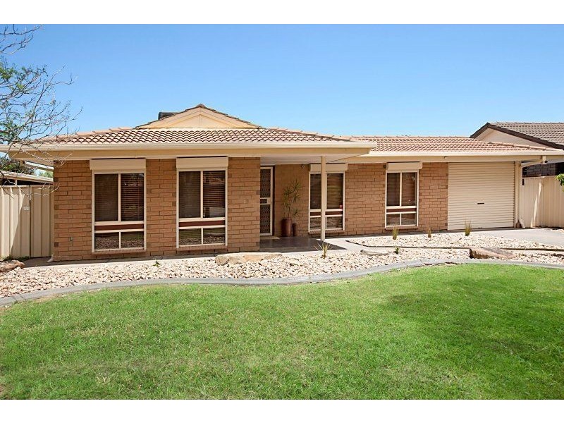 12 Turtur Drive, Paralowie SA 5108