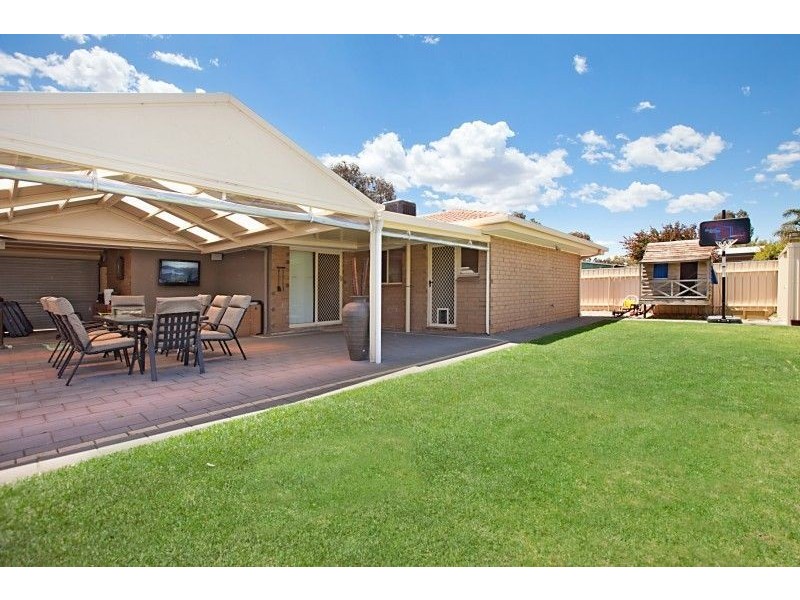 12 Turtur Drive, Paralowie SA 5108