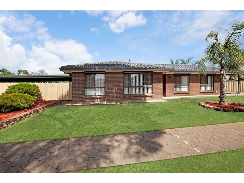 11 Pearson Street, Parafield Gardens SA 5107