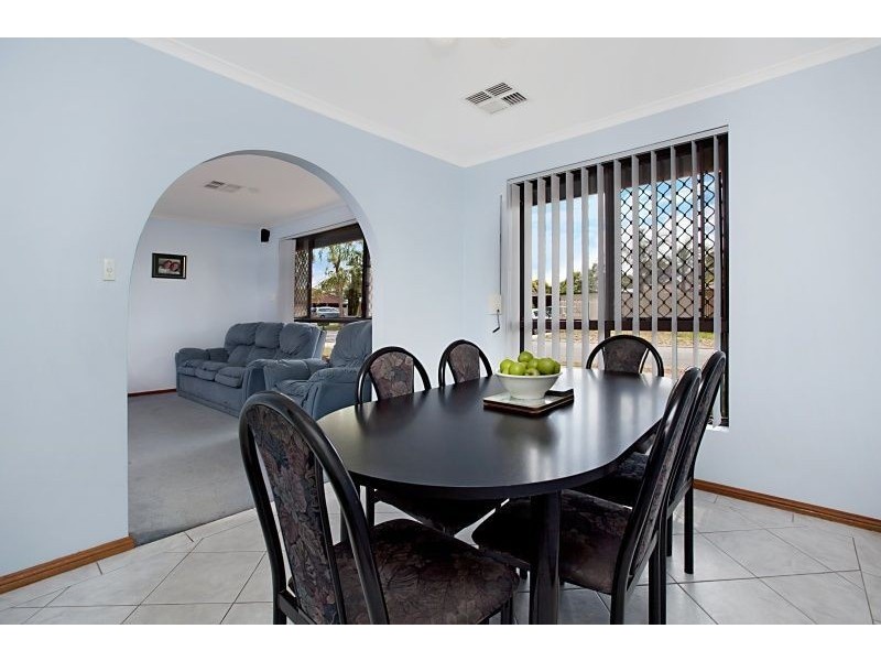 11 Pearson Street, Parafield Gardens SA 5107