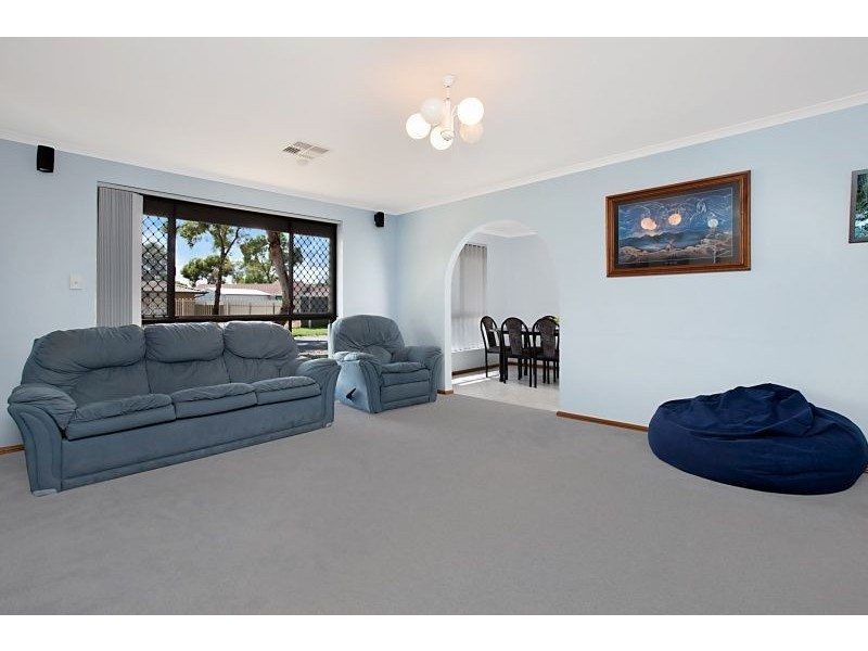 11 Pearson Street, Parafield Gardens SA 5107