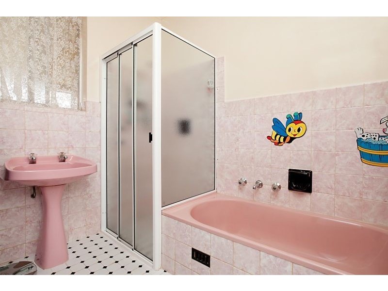 17 Liverpool Crescent, Salisbury East SA 5109