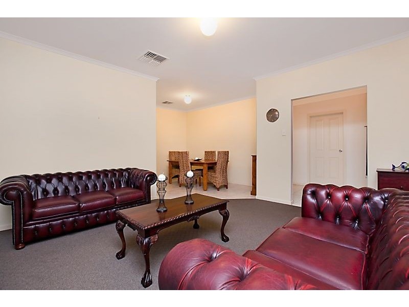 1 Silverbirch Place, Mawson Lakes SA 5095