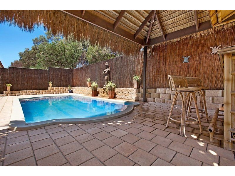 1 Silverbirch Place, Mawson Lakes SA 5095