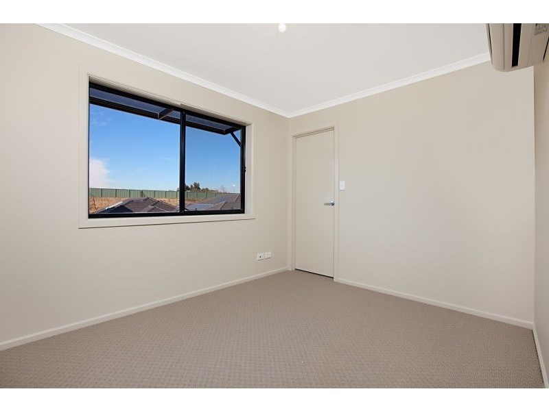 2/20 Macmillan Drive, Mawson Lakes SA 5095