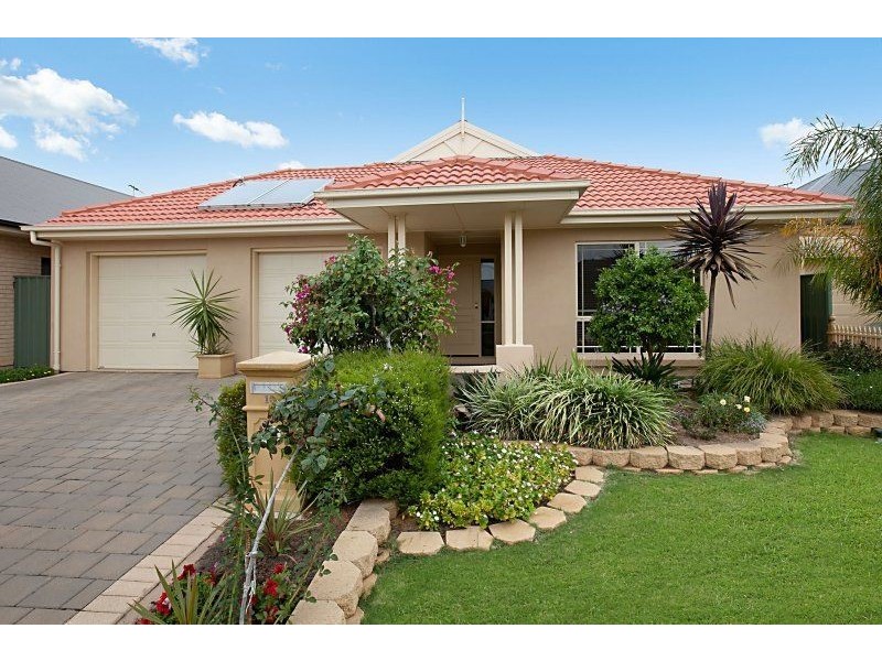 10 Brimpton Avenue, Mawson Lakes SA 5095