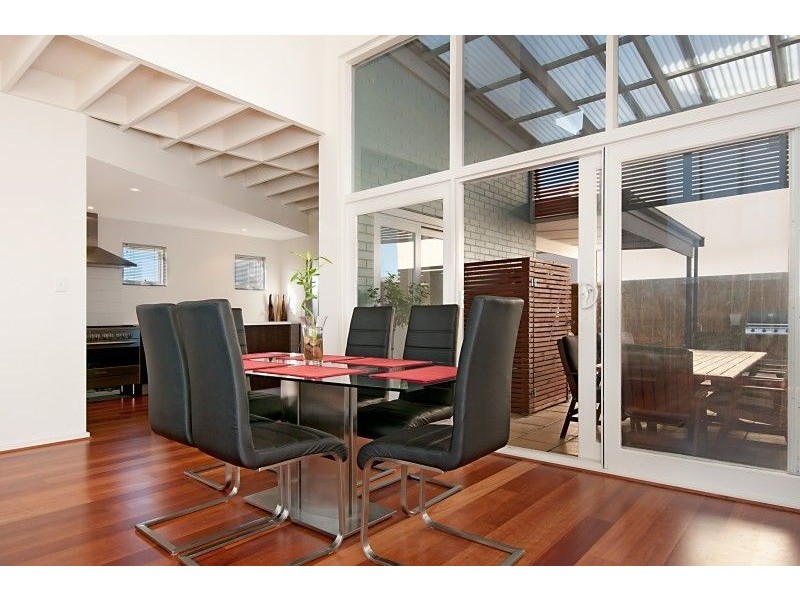 2 Chapel Lane, Mawson Lakes SA 5095