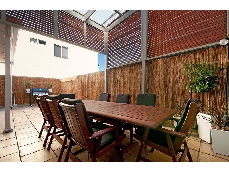 2 Chapel Lane, Mawson Lakes SA 5095