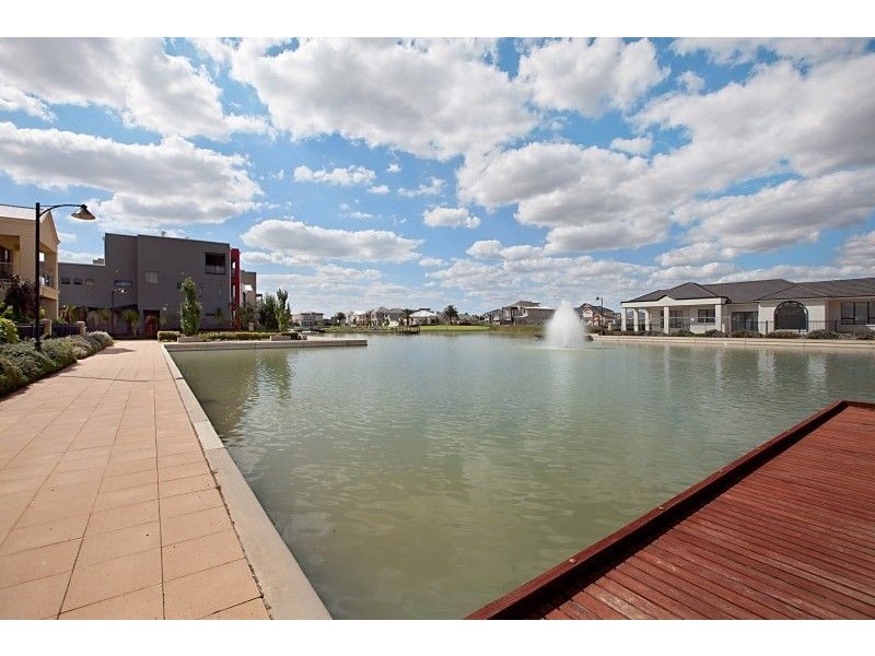 37 Nelson Crescent, Mawson Lakes SA 5095