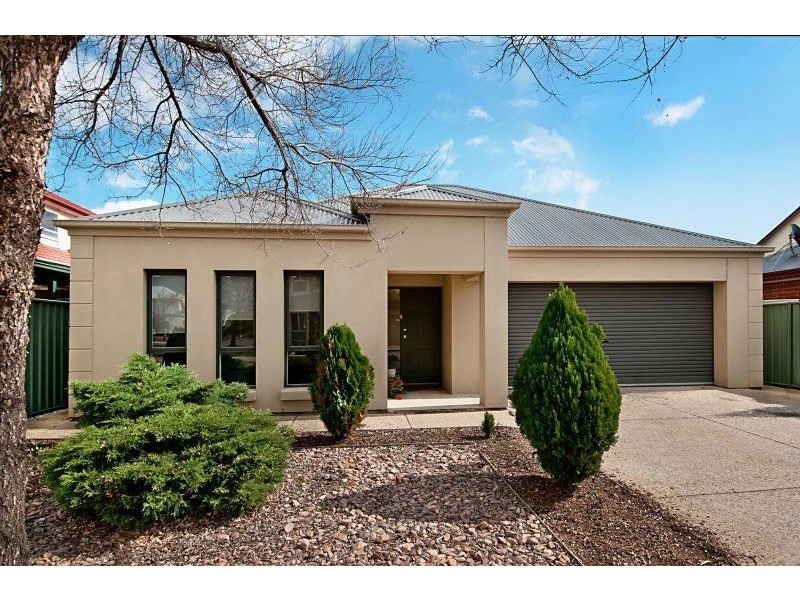 24 Swan Circuit, Mawson Lakes SA 5095