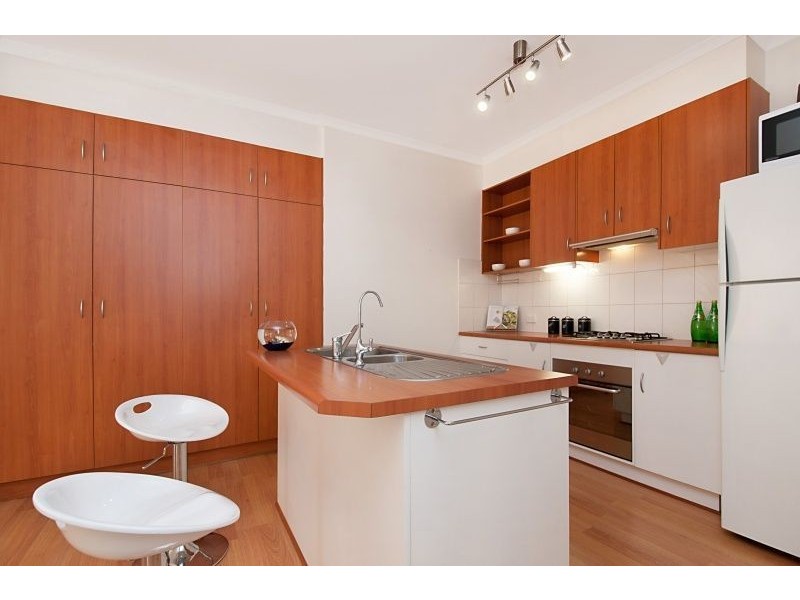 24 Swan Circuit, Mawson Lakes SA 5095