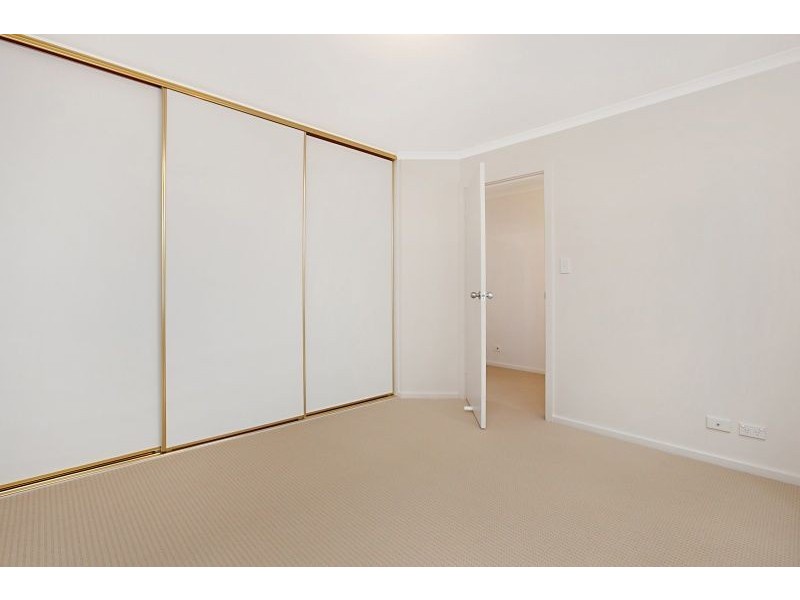 16 Victoria Parade, Mawson Lakes SA 5095