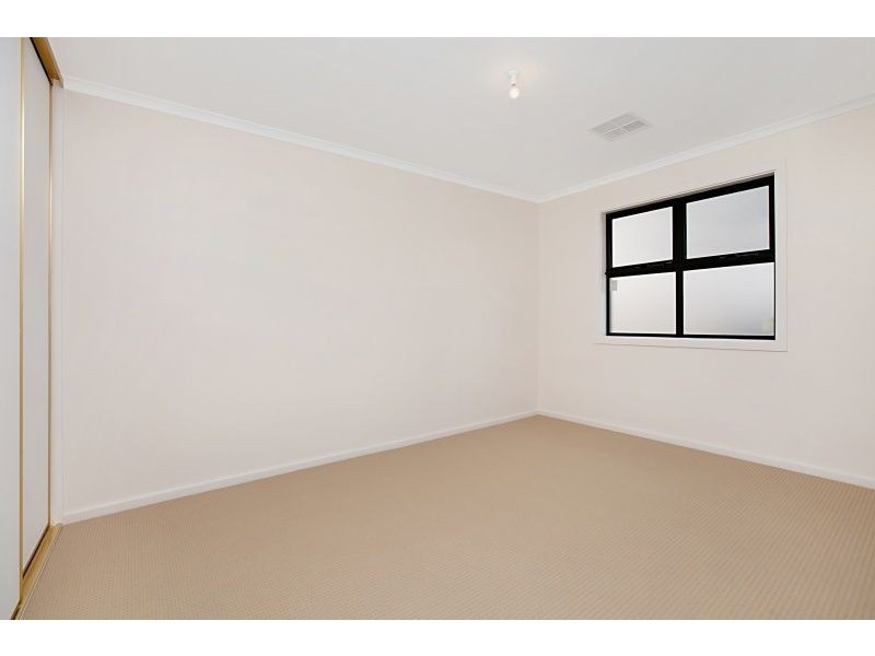 16 Victoria Parade, Mawson Lakes SA 5095