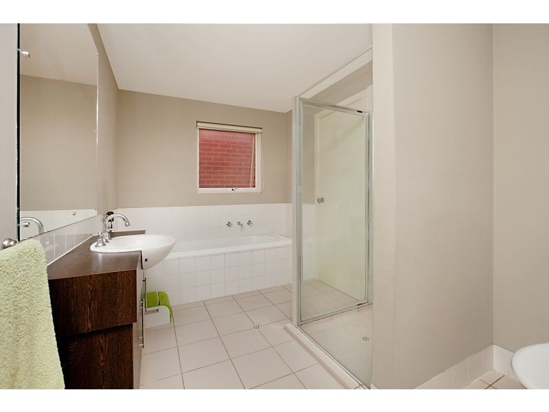 3 Hurtle Parade, Mawson Lakes SA 5095