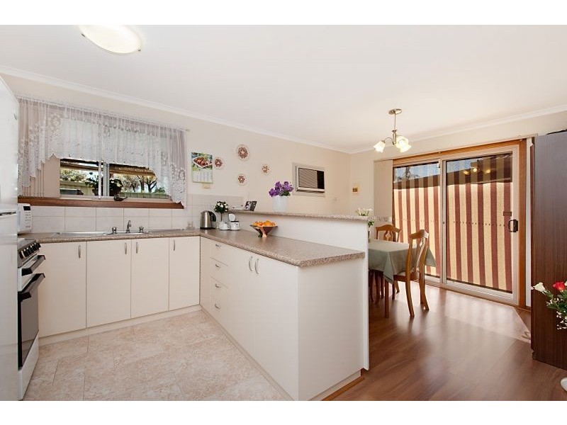7/15 Eugene Crescent, Parafield Gardens SA 5107