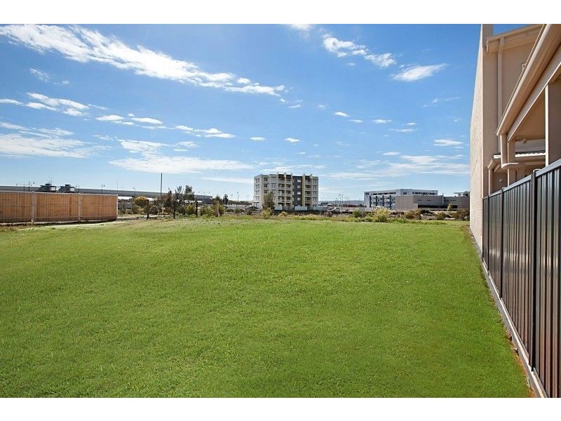7 Dixon Lane, Mawson Lakes SA 5095