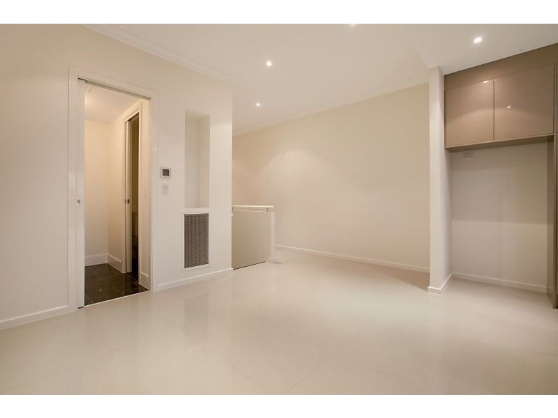 14 Marcella Lane, Mawson Lakes SA 5095