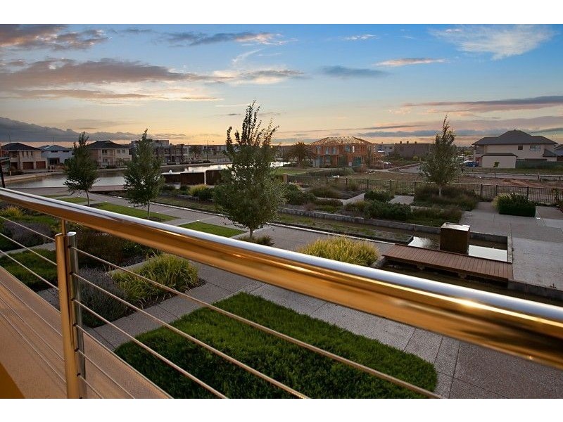 14 Marcella Lane, Mawson Lakes SA 5095