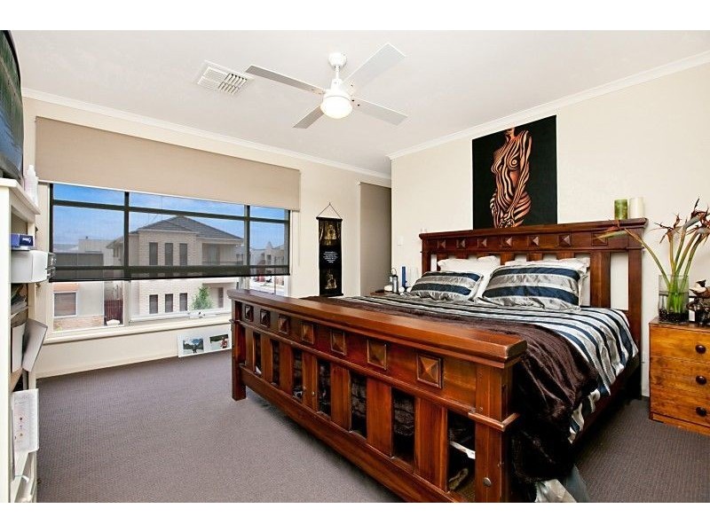 26 Harvey Circuit, Mawson Lakes SA 5095