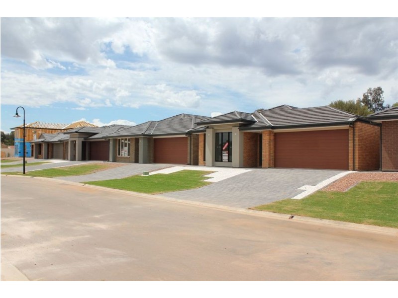 8 Bradford Avenue, Salisbury Heights SA 5109