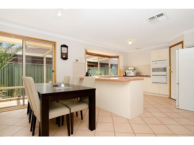 22 Holmeswood Court, Para Hills West SA 5096