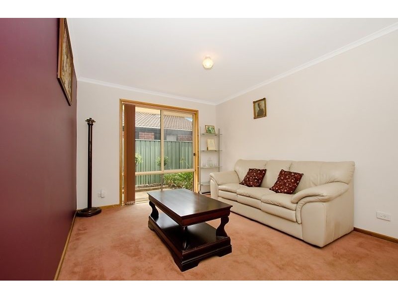 22 Holmeswood Court, Para Hills West SA 5096